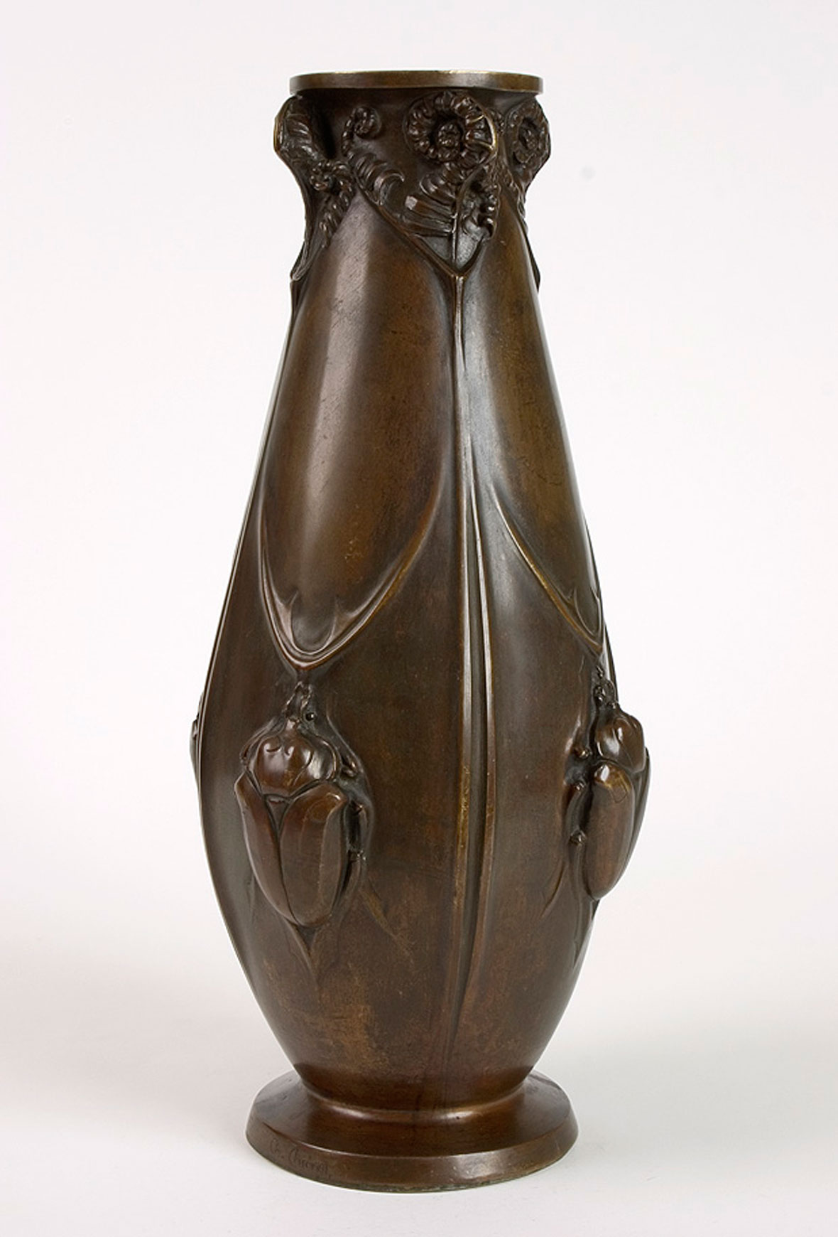 Theinot Beetle Vase